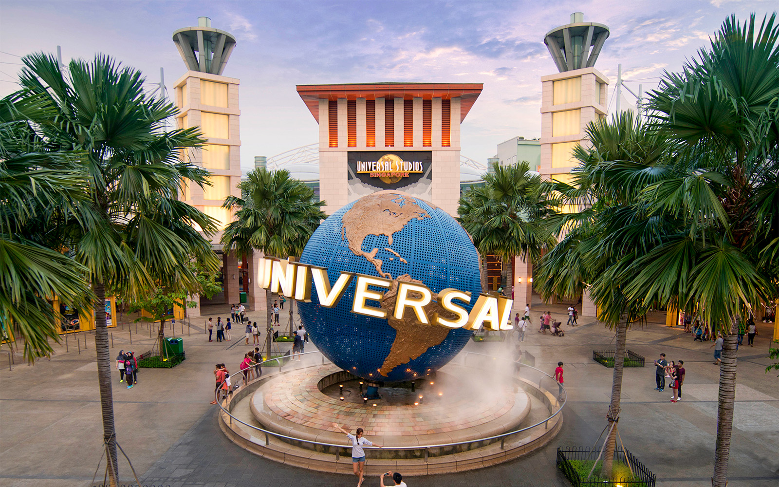 √ Universal Studios Singapore – A Complete Guide to Fun & Adventure