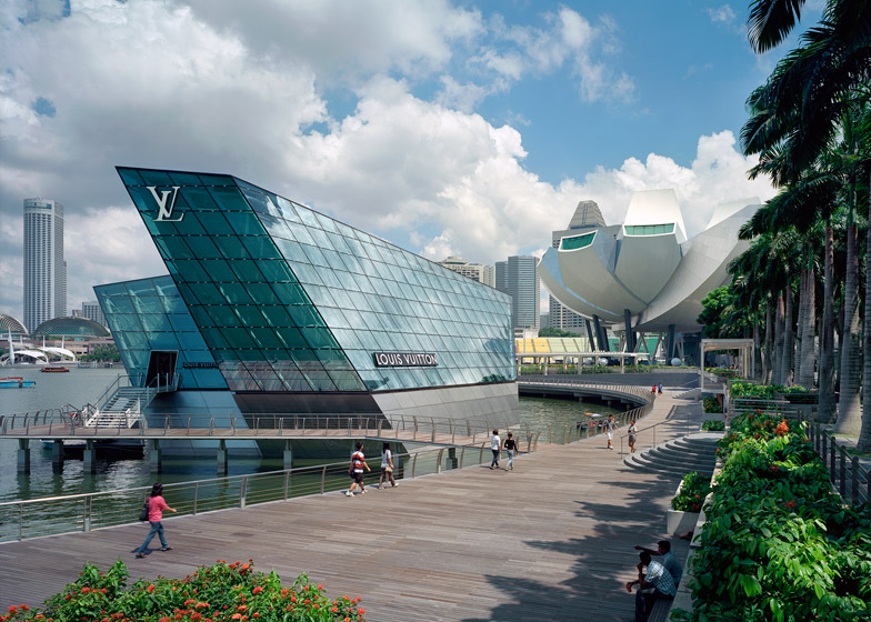 √ The Shoppes at Marina Bay Sands – Luxury Shopping, Dining & Entertainment in Singapore